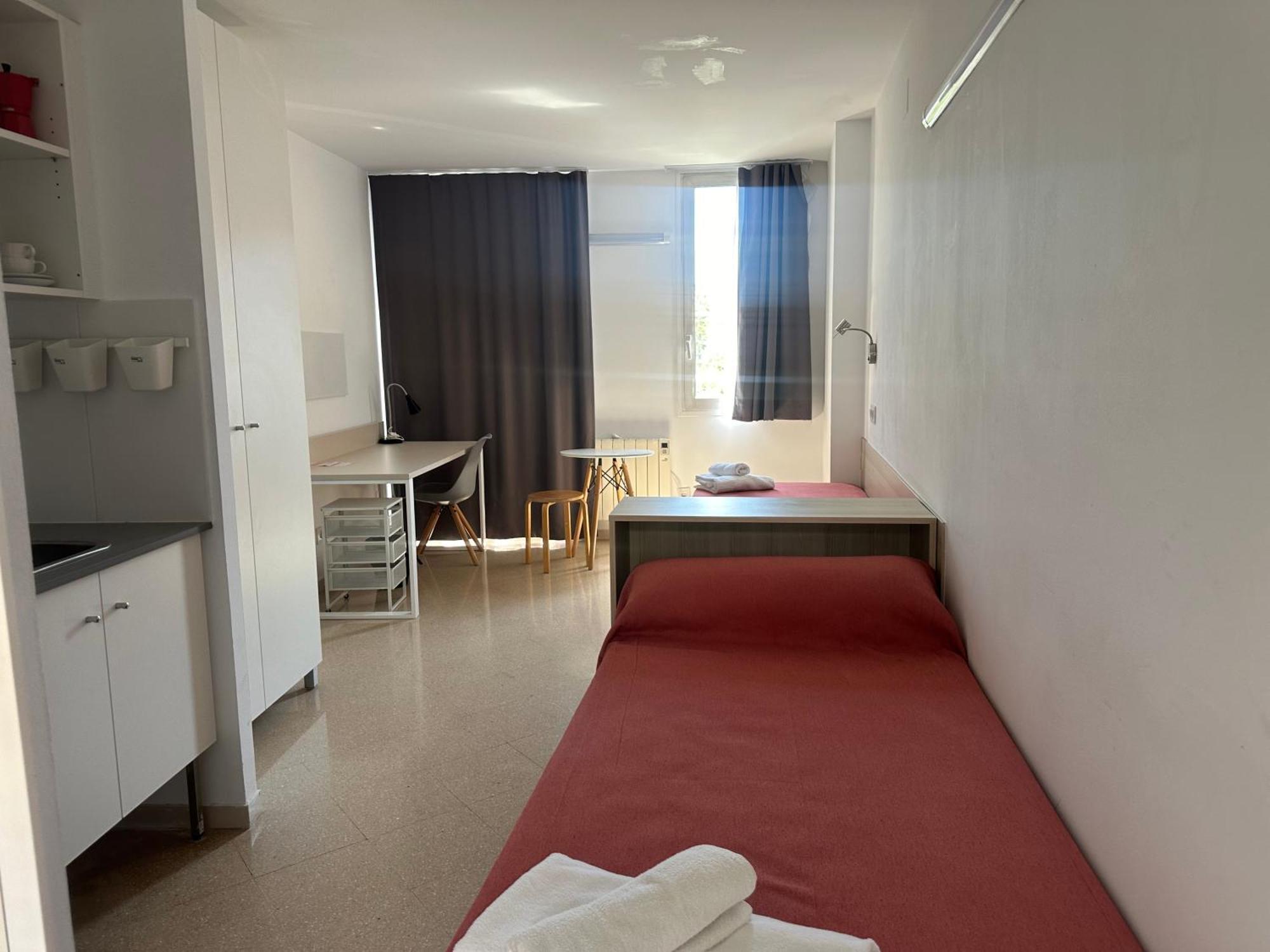 טראסה Residencia Universitaria Resa Francesc Giralt I Serra מראה חיצוני תמונה